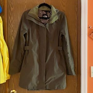 Camo-Lined North Face Lightweight Jacket